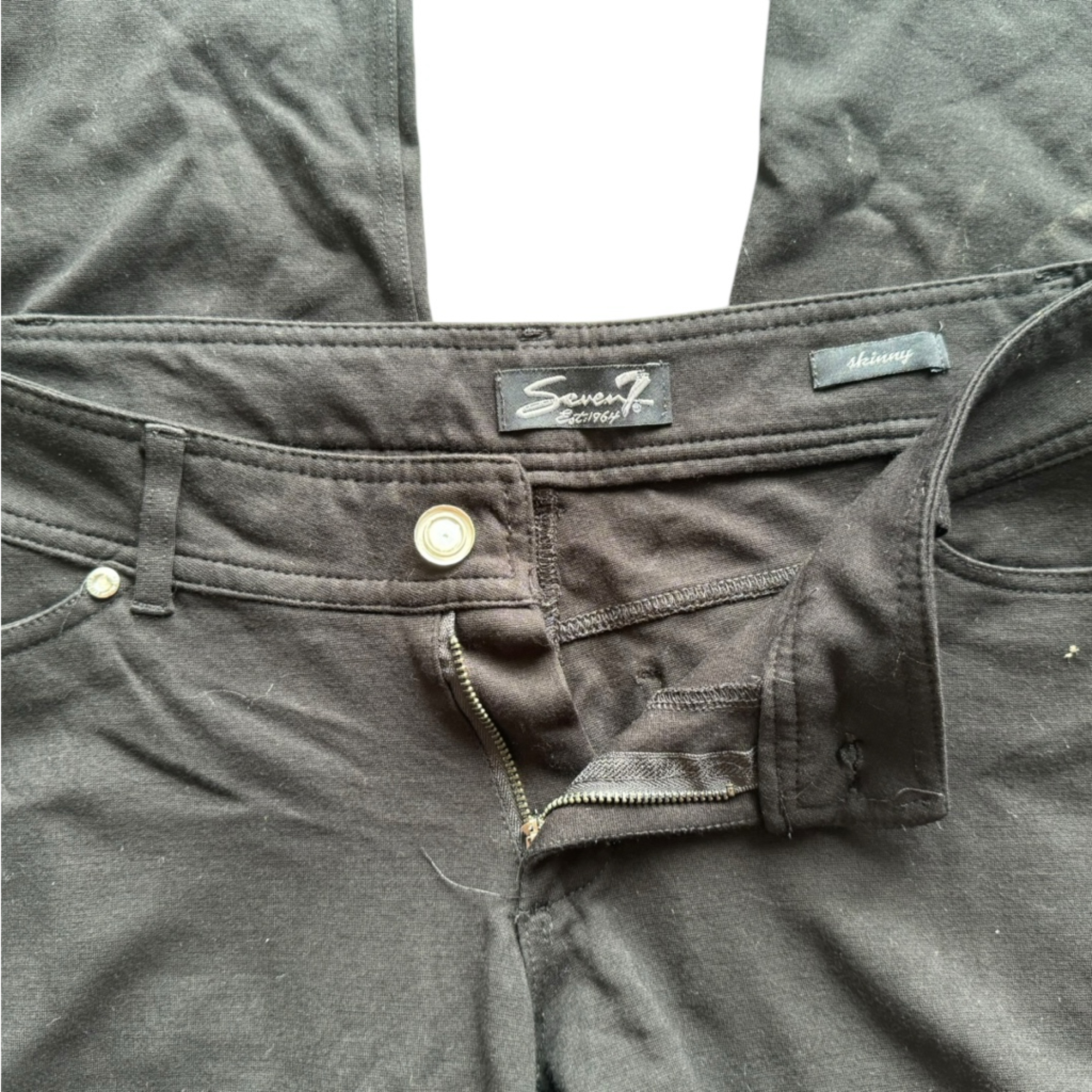 2/$15 Seven7 Black Skinny Jeans